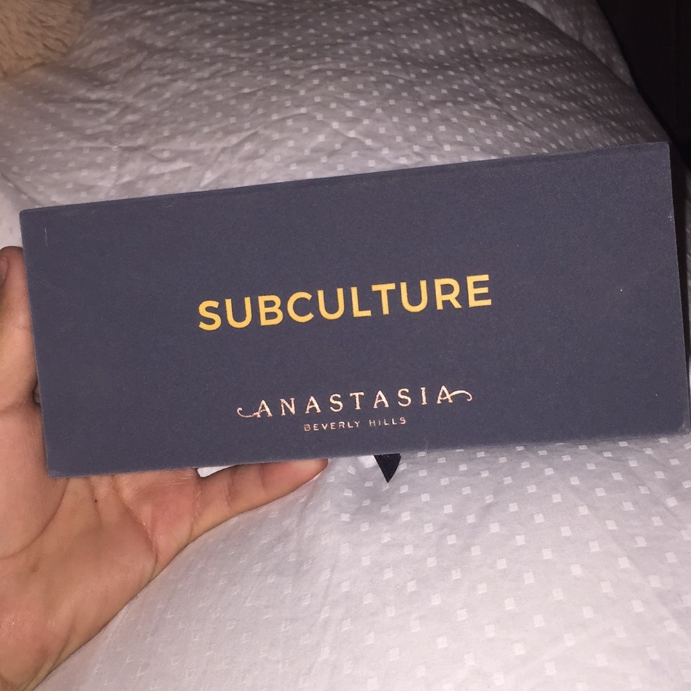 Anastasia subculture eyeshadow palette